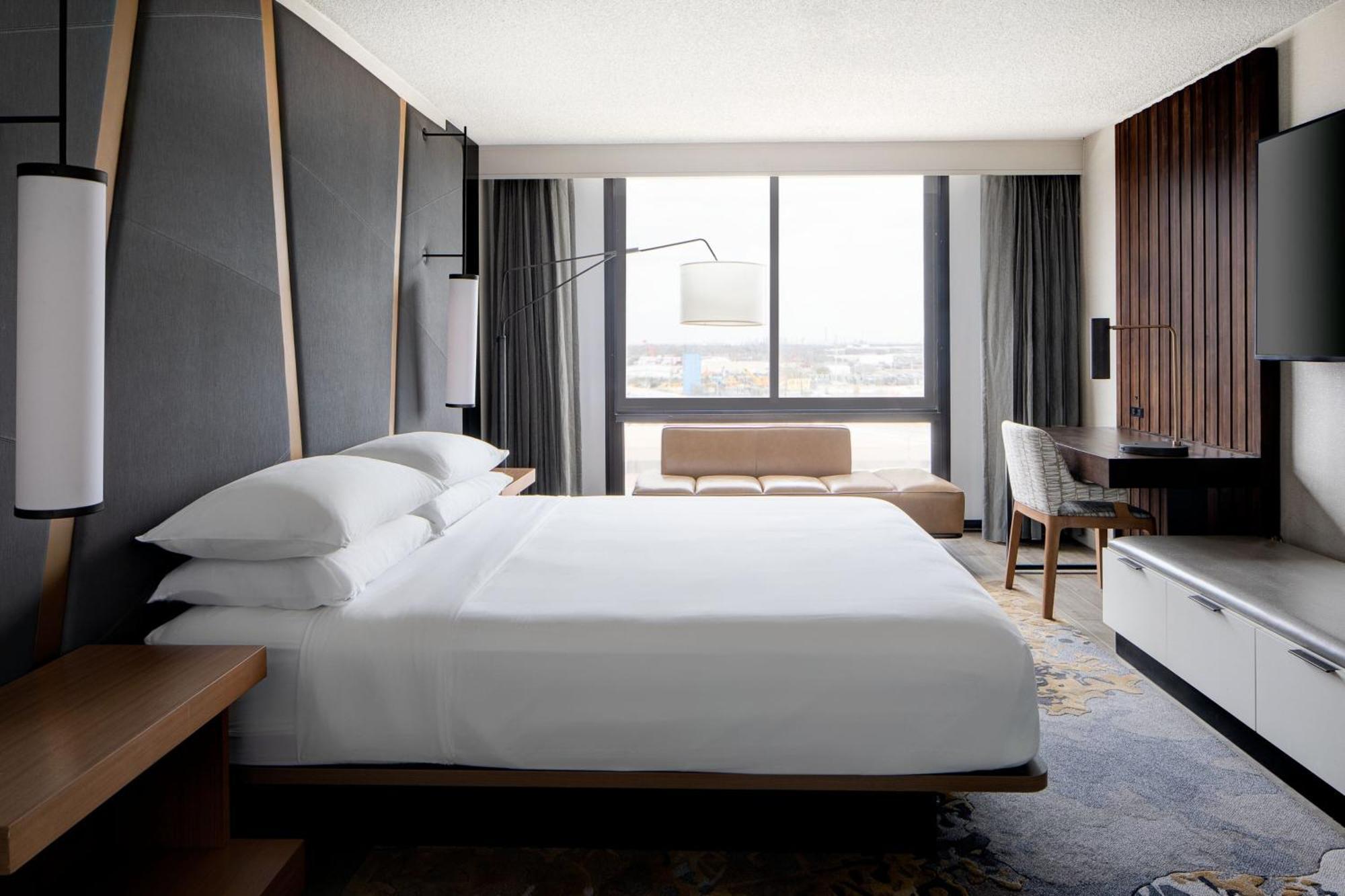 Отель Houston Marriott South At Hobby Airport Экстерьер фото