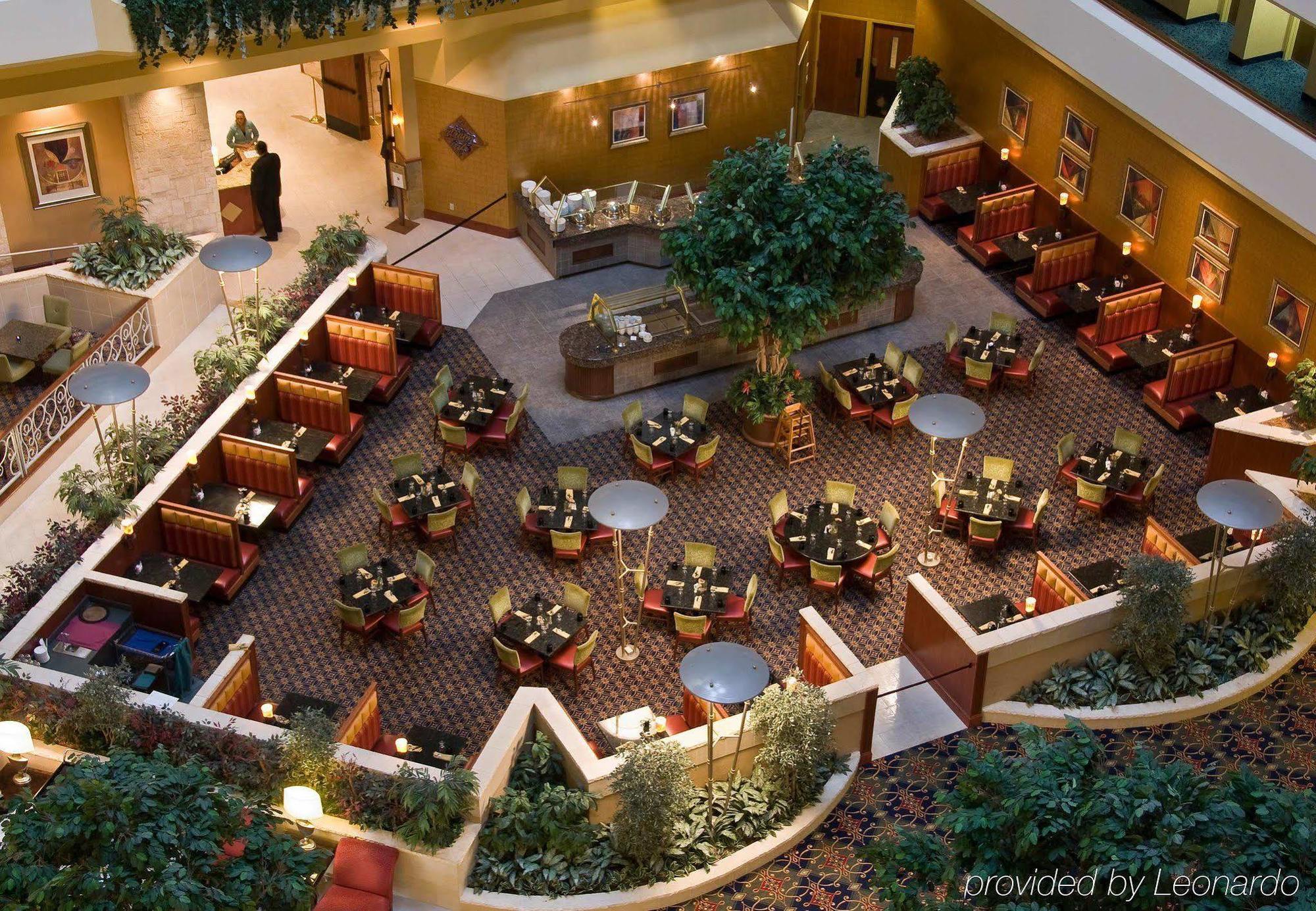 Отель Houston Marriott South At Hobby Airport Экстерьер фото