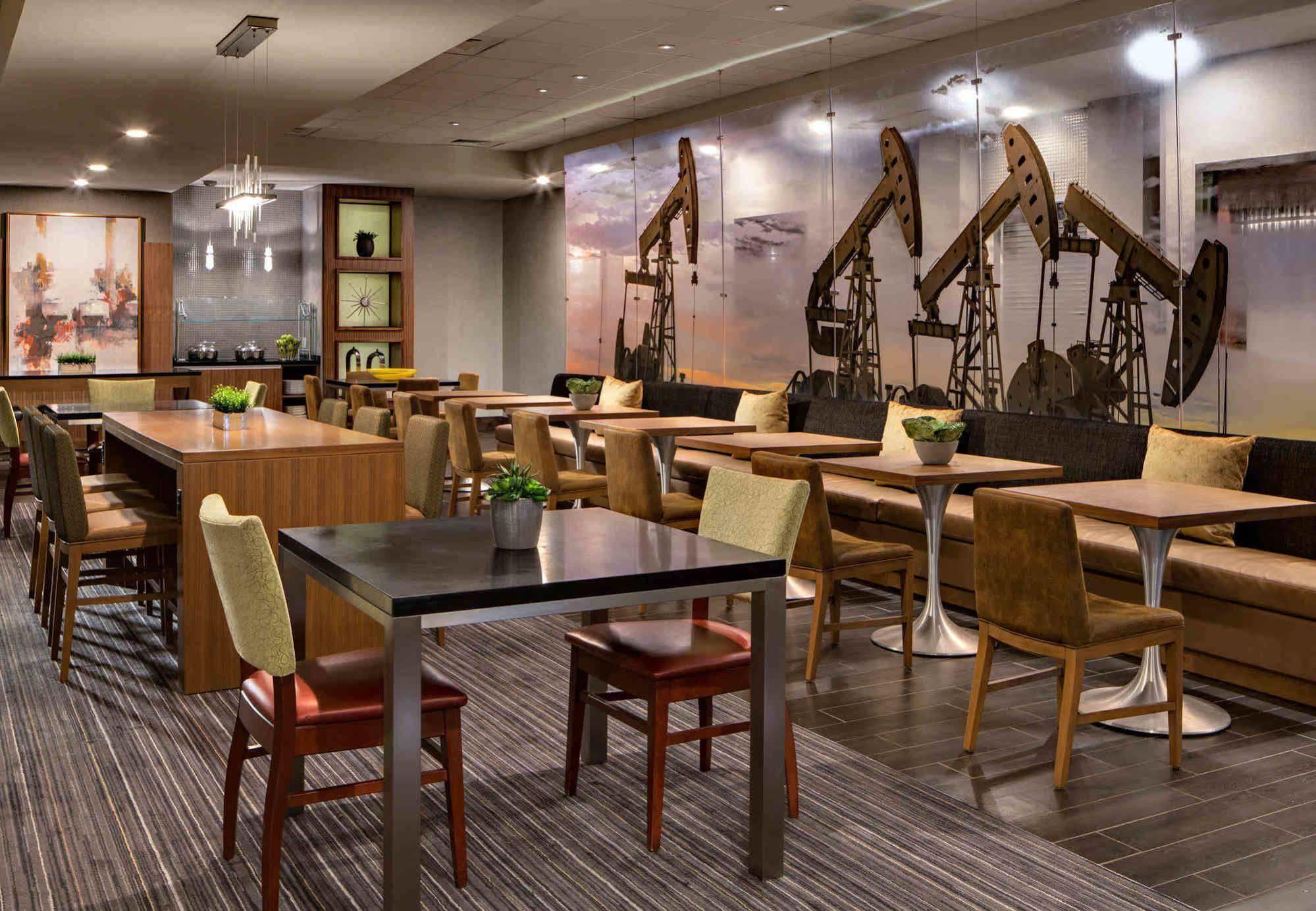 Отель Houston Marriott South At Hobby Airport Экстерьер фото